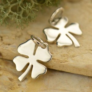 Silver Plated Four Leaf Lucky Clover Charm - VSA979